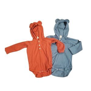 Kate Quinn bamboo long sleeve hooded bodysuit sz 18-24 months boys orange blue